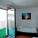 Aparthouse Graf-adolf Apartment *